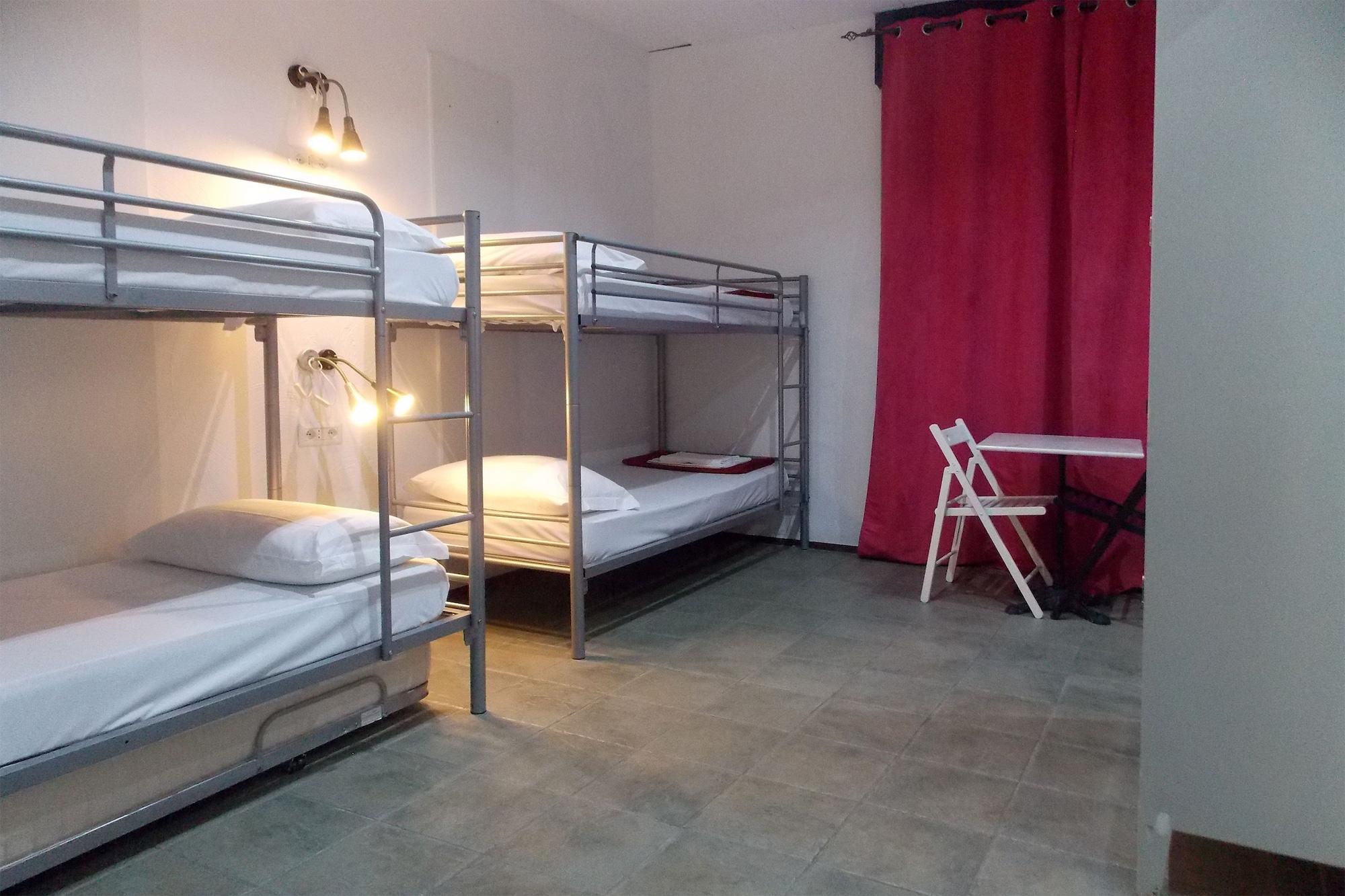 Hostel Colours Милан Экстерьер фото